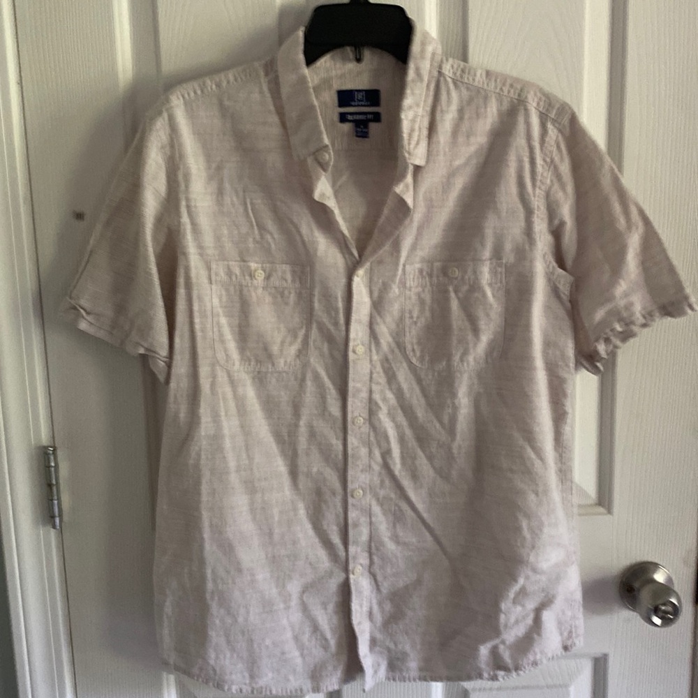 Men’s size medium George brand button down shirt